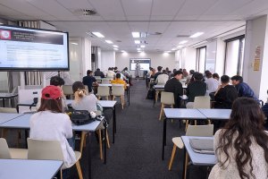 24-11-13-College-_DSC8439